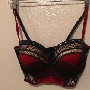 Bra 36 D, red , black and cream colors